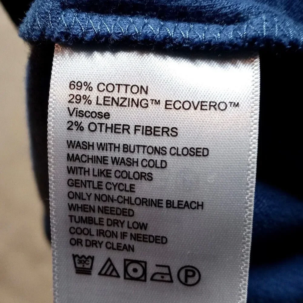 Tommy Bahama sweater pre
